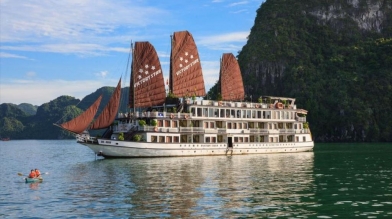 BAI TU LONG BAY 2D1N ON VICTORYA STAR CRUISE 5*****