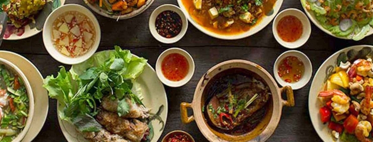 LA REGINA CRUISE 5*****HA LONG-CAT BA 3D2N