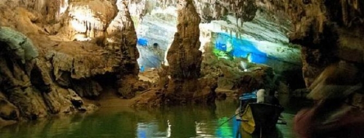 PHONG NHA CAVE AND DARK CAVE