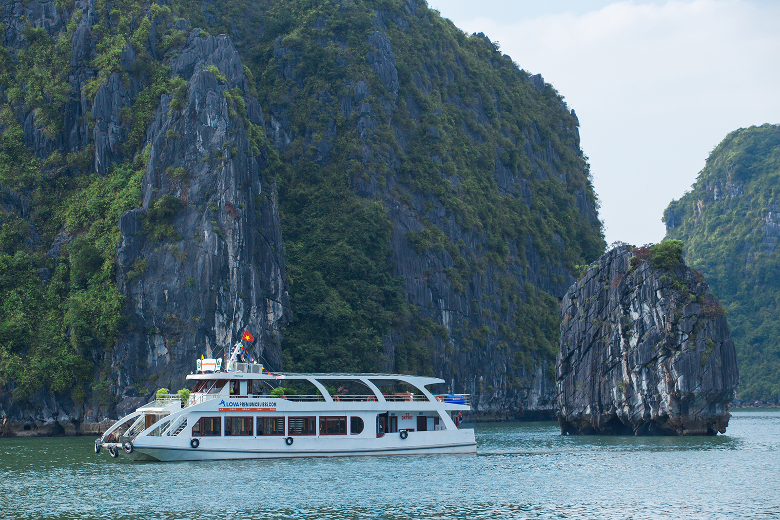 HA LONG BAY LUXURY 1 DAY TOUR