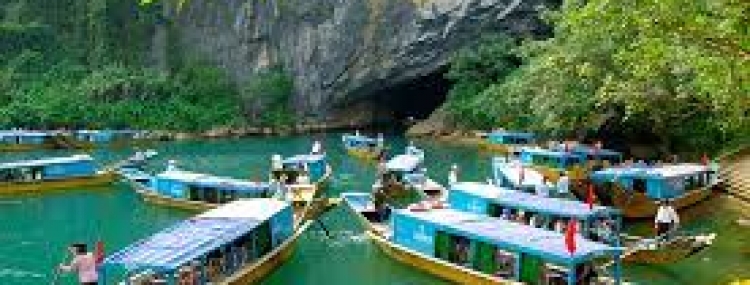 PHONG NHA CAVE AND DARK CAVE