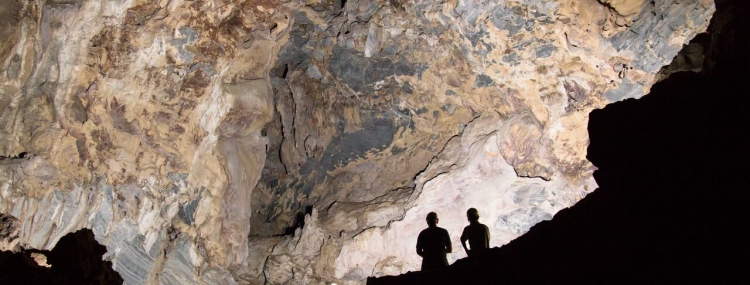 HANG TIEN CAVE FULLDAY TOUR  DISCOVERY