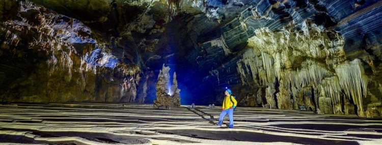 HANG TIEN CAVE 2DAY1NIGHT TOUR  DISCOVERY