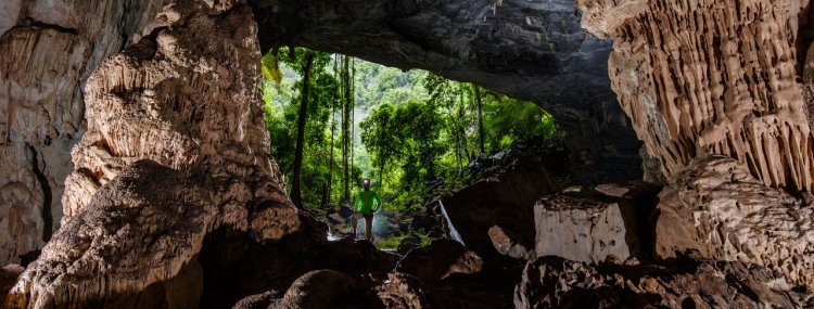 HANG TIEN CAVE FULLDAY TOUR  DISCOVERY