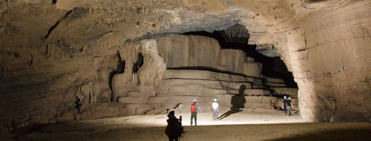 HANG TIEN CAVE 2DAY1NIGHT TOUR  DISCOVERY