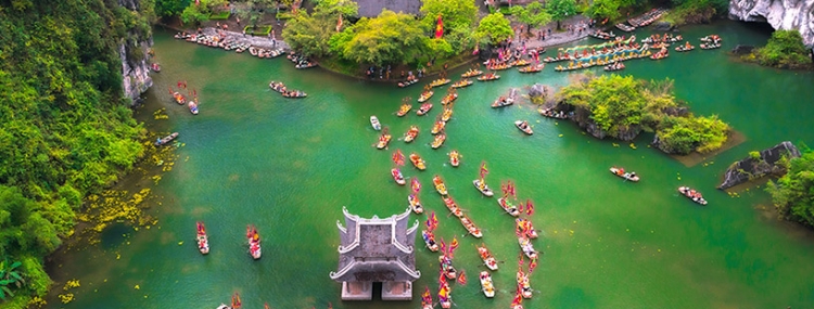 HOA LU ANCIENT CAPITAL-TRANG AN BOAT TOUR-BAI DINH PAGODA-MUA CAVE VIEW POINT ( FULL DAY TOUR)