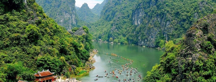 Tour Hang mua (Mua cave)-Hoa Lư-Trang An-Bich Dong Pagoda (full day)