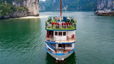 LAN HA BAY-CAT BA ISLAND ON LA MIGNONNE 4**** 3D2N