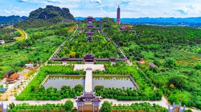 HOA LU ANCIENT CAPITAL-TRANG AN BOAT TOUR-BAI DINH PAGODA-MUA CAVE VIEW POINT ( FULL DAY TOUR)