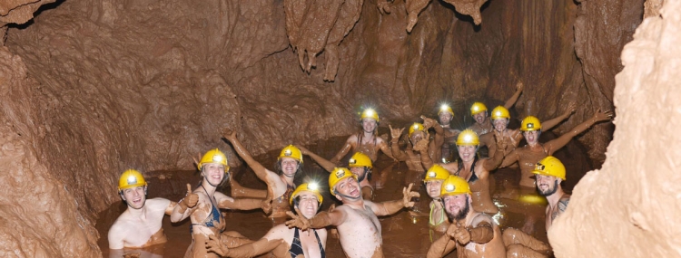 Dark cave-Paradise Cave-Duck stop (2 nights 1 day)