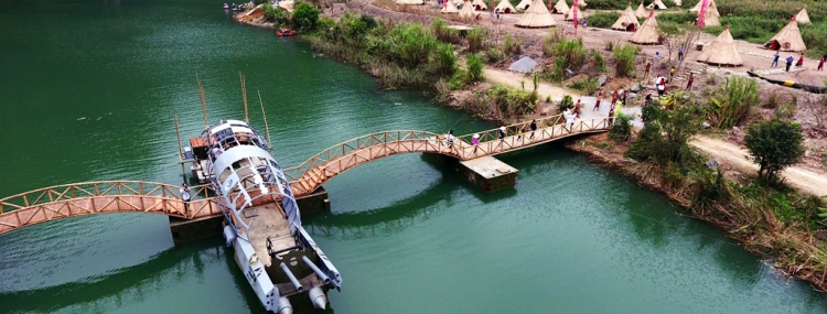 BAI DINH -TRANG AN -CUC PHUONG 2 DAYS 1 NIGHT