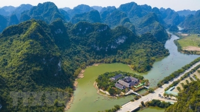 HANOI / NINH BINH-TRANG AN-BAI DINH PAGODA