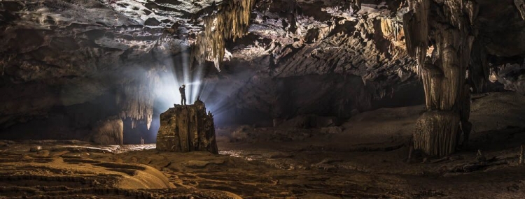 HANG VA EXPEDITION 2D1N