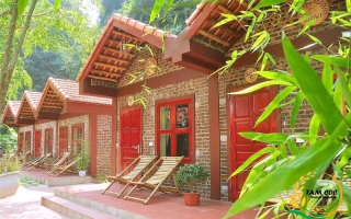 Bungalow family with mountain view