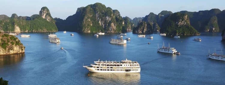 Ha Long Bay  2 days 1 night ( Starlight Cruise 5*****)