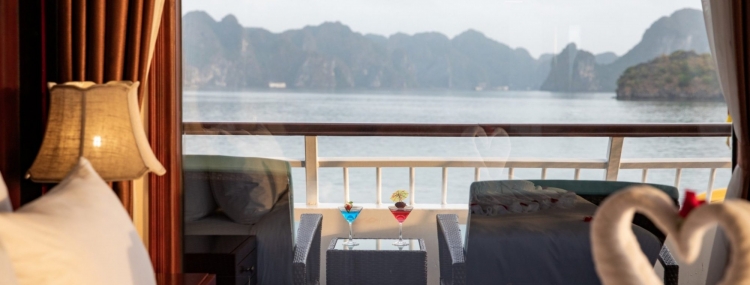 HA LONG -LAN HA BAY  DORA CRUISE 2DAYS 1NIGHT (5*****)