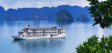 Ha Long CROWN LEGEND CRUISE 4**** deluxe 2D1N