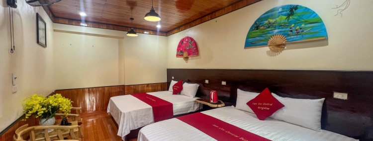 Quadruple bungalow in the front of river