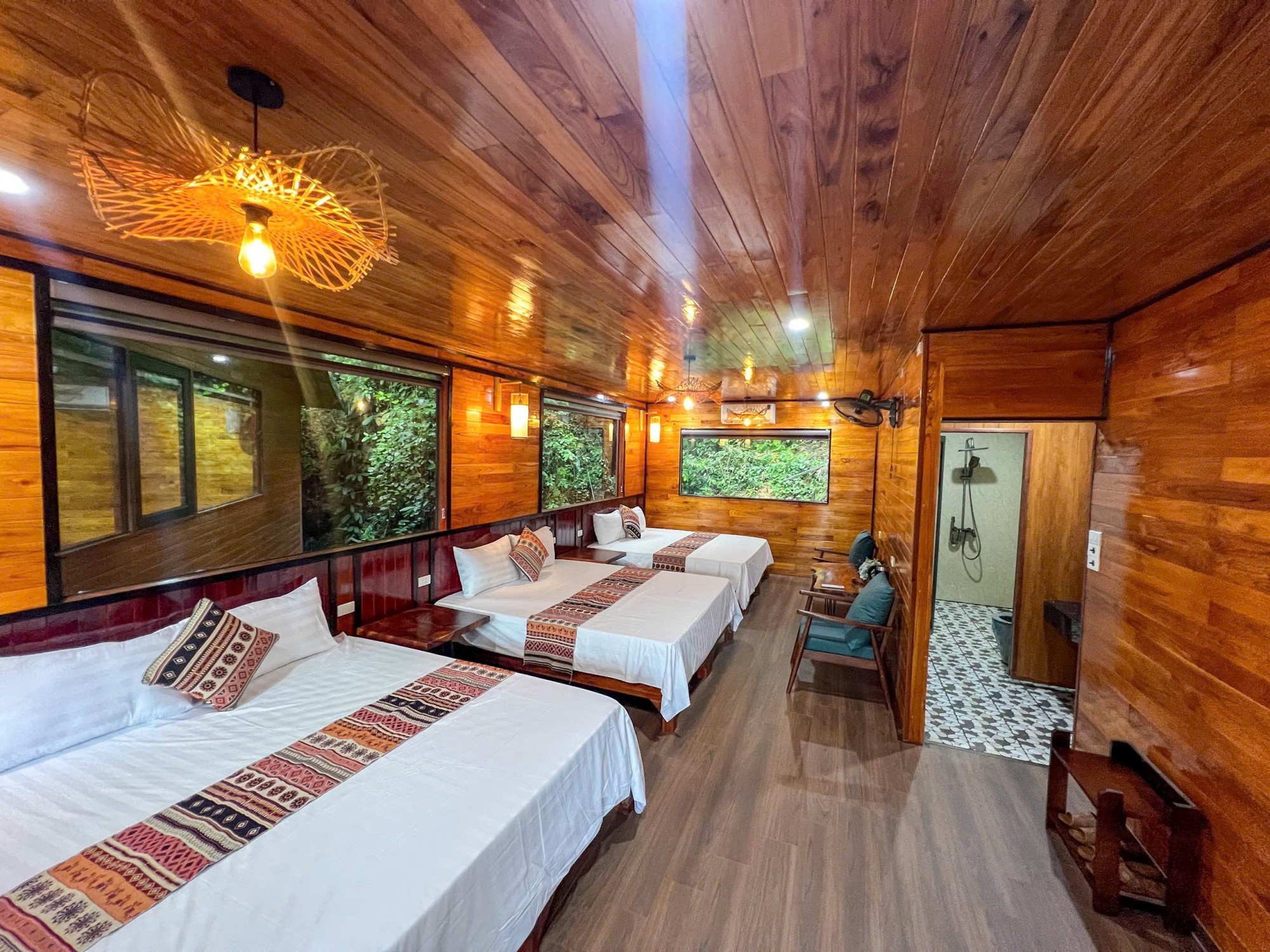 Bungalow Suite Family With Lake View