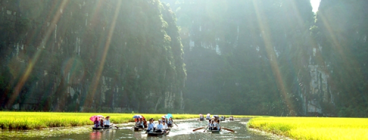 Ha Noi - Mai Chau - Pu Luong - Ninh Binh (HL-TC) - Ha Long 4 days 3 nights