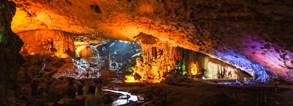 PHONG NHA CAVE AND DARK CAVE